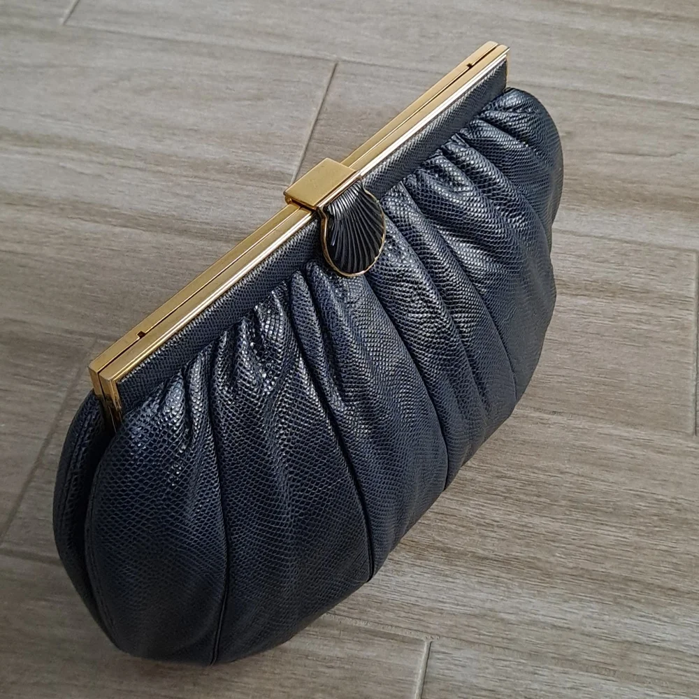 Vintage Judith Leiber bag - Picture 2 of 16